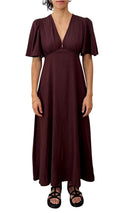 Robe longue à manches papillon