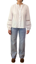Blouse avec broderies