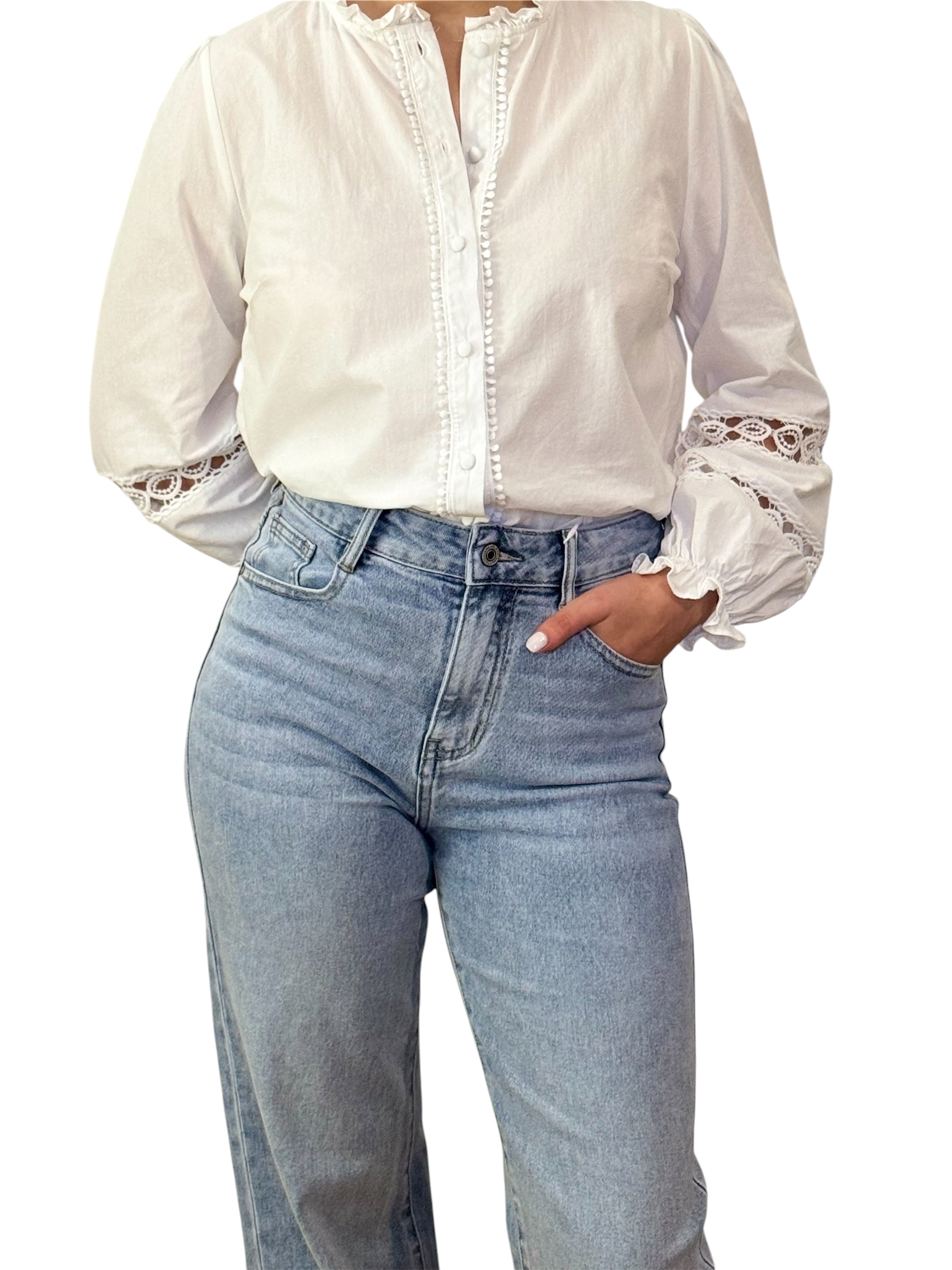 Blouse avec broderies